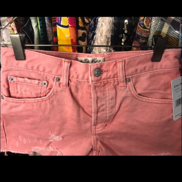 FREE PEOPLE pink denim - Picture 2 of 4